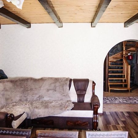 Villa Стежка В Гори Werchowyna Exterior foto