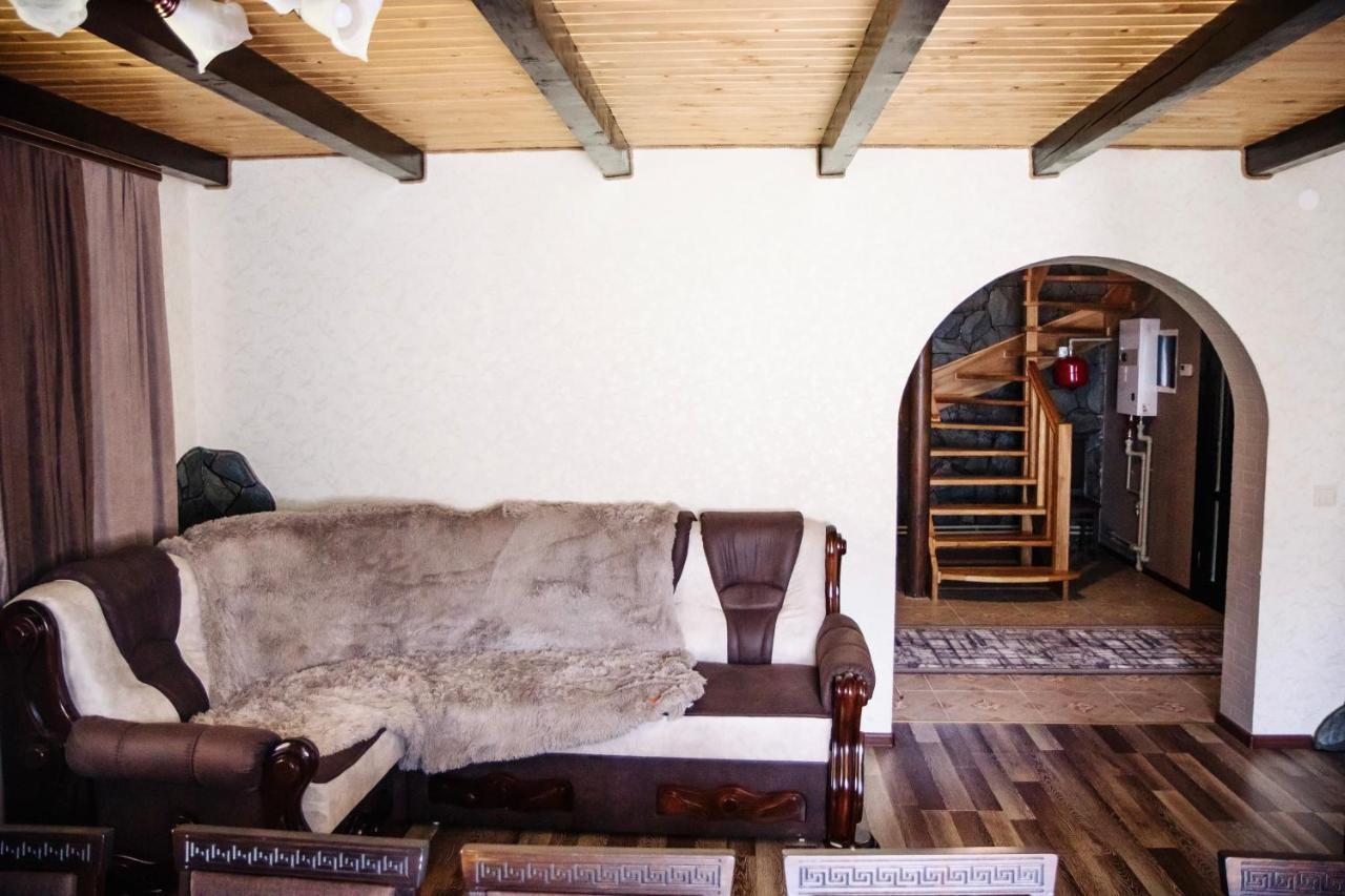 Villa Стежка В Гори Werchowyna Exterior foto