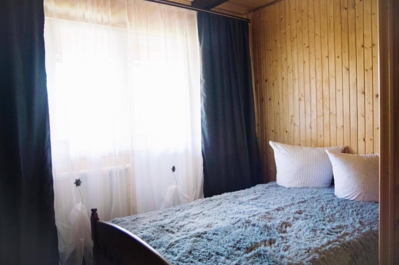 Villa Стежка В Гори Werchowyna Exterior foto